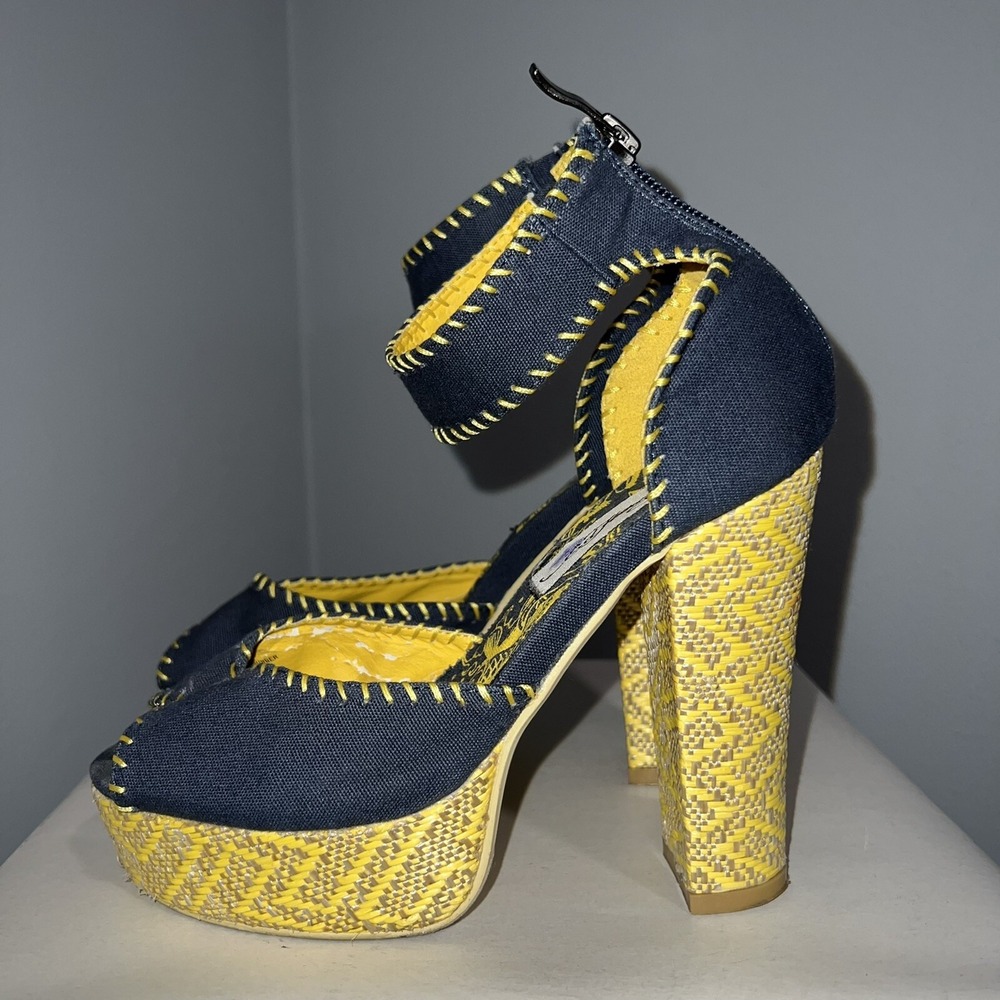 Ed Hardy Navy And Gold Cindy Platforms Women's Size 9 Back Zipper Nice